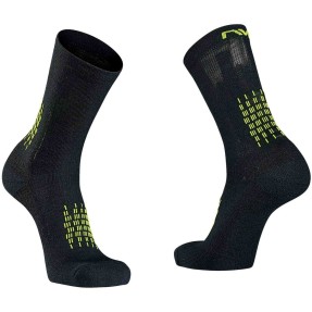NORTHWAVE FAST WINTER HIGH SOCK black/yellow fluo | Вело чорапи