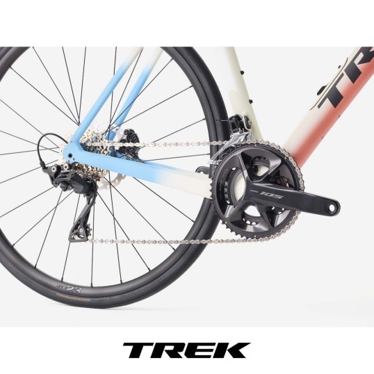 Шосеен карбонов велосипед TREK DOMANE SL 5 | Era White/Glowstick/Coral Fade Шосеен карбонов велосипед TREK DOMANE SL 5 | Era White/Glowstick/Coral Fade