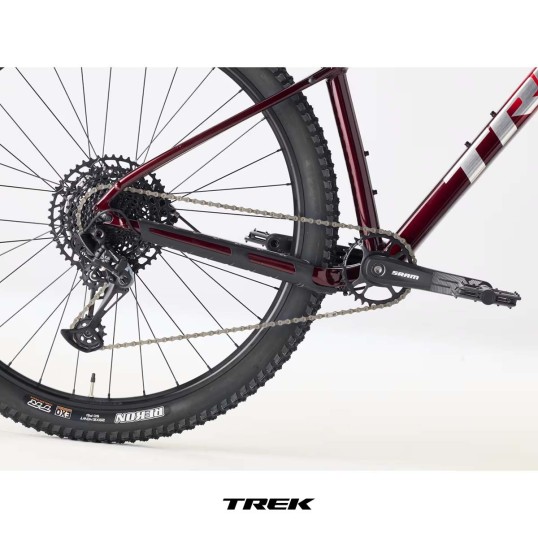 Планински велосипед TREK MARLIN 7 Fury Red/Lithium Grey Fade 2026 Планински велосипед TREK MARLIN 7 Fury Red/Lithium Grey Fade 2026