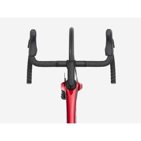 Шосеен карбонов велосипед TREK MADONE SL 5 Gloss Fury Red/Matte Deep Smoke 2026 Шосеен карбонов велосипед TREK MADONE SL 5 Gloss Fury Red/Matte Deep Smoke 2026