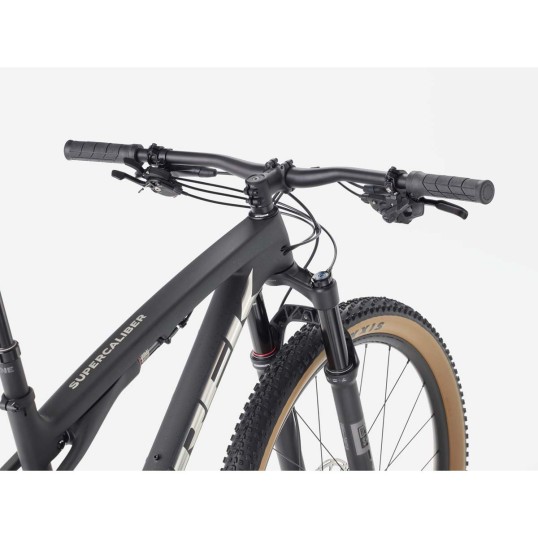 Карбонов Планински велосипед TREK SUPERCAL SL 9.6 Matte Carbon/Gloss Black Splatter 2026 Карбонов Планински велосипед TREK SUPERCAL SL 9.6 Matte Carbon/Gloss Black Splatter 2026