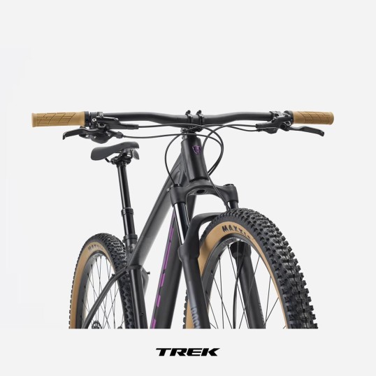 Планински велосипед TREK MARLIN 7 Matte Dark Web/Clear Gloss Splatter 2026